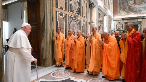 Pope meeting the United Association of Humanistic Buddhism (Taiwan)