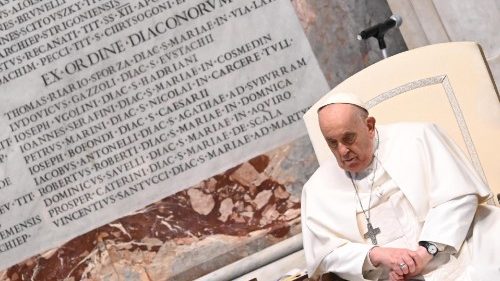 Il Papa � arrivato nella basilica di San Pietro