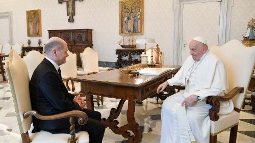 Pope Francis with Chancellor Scholz