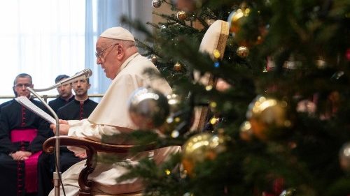 Il Papa durante il discorso al Corpo Diplomatico accreditato presso la Santa Sede