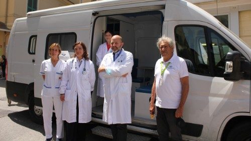 Team-Ambulatorio-Mobile-1_R.jpg