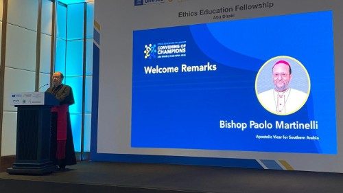 Monsignor Paolo Martinelli, vicario apostolico dell'Arabia, che ha partecipato ad Abu Dhabi alla Convening of Champions